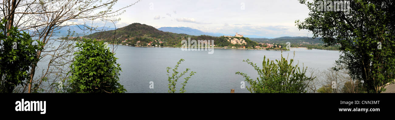 Vista panoramica del lago Maggiore, Arona Foto Stock