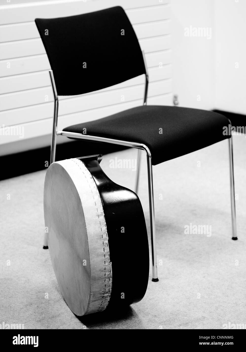 Bodhrán, irlandese tamburo fatto di pelle di capra e telaio in legno Foto Stock