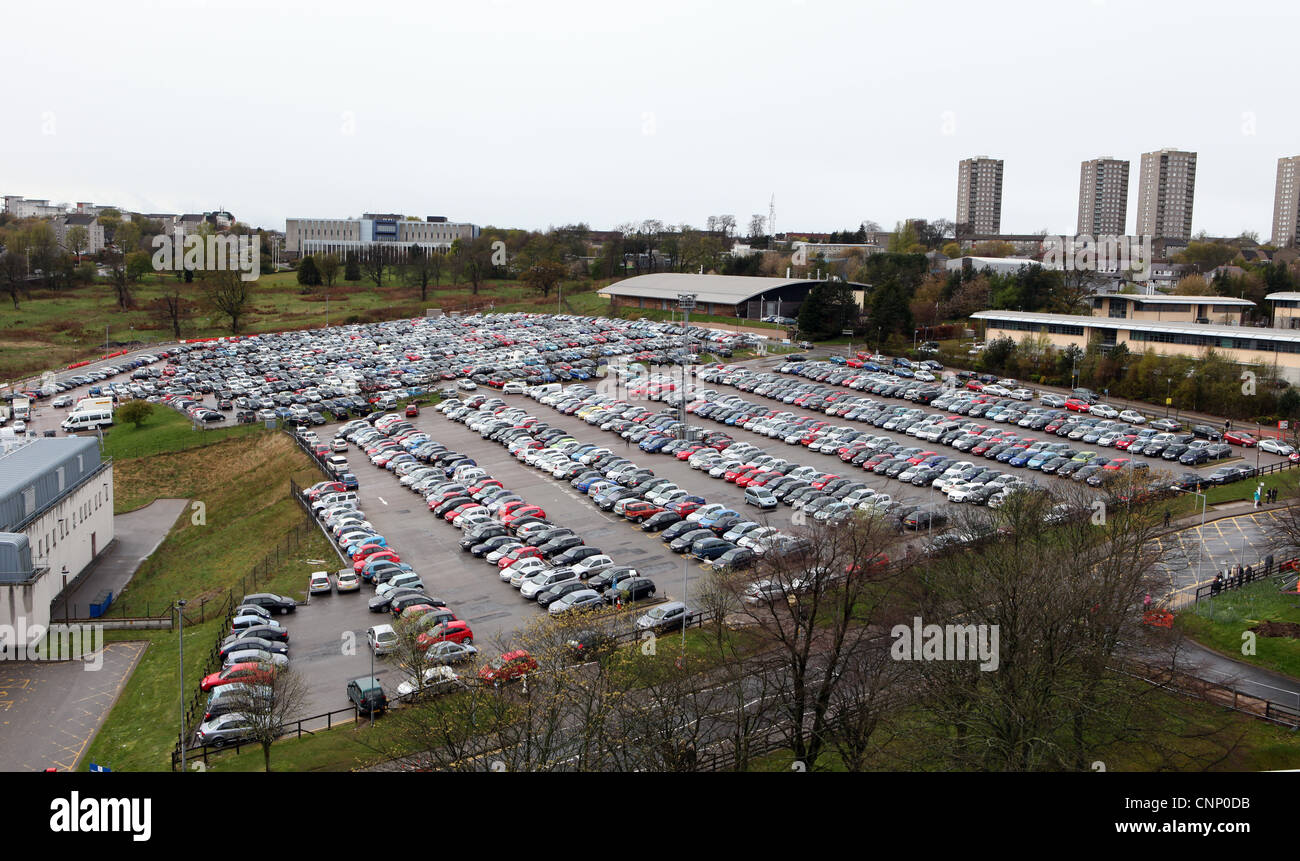 Ospedale occupato car park Aberdeen Royal Infirmary, Aberdeen Scotland, Regno Unito. Foto Stock