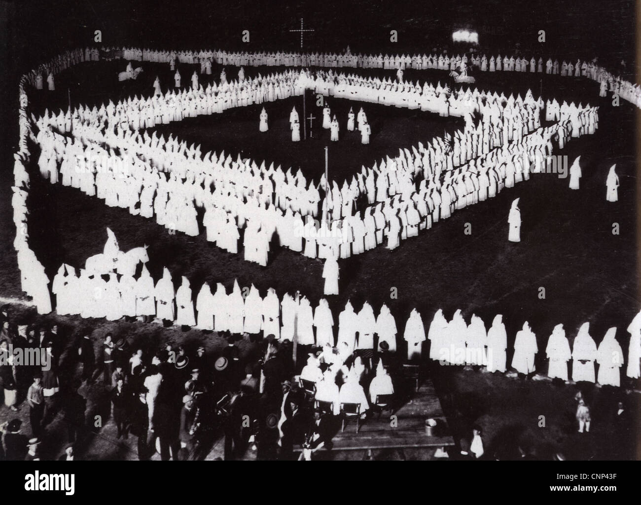 KU Klux Klan riuniti in West Virginia nel 1924 Foto Stock