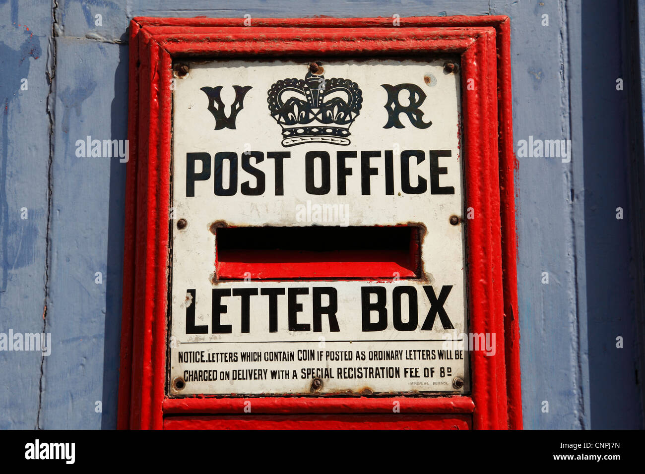 Un Royal Mail casella postale in una città del Regno Unito. Foto Stock