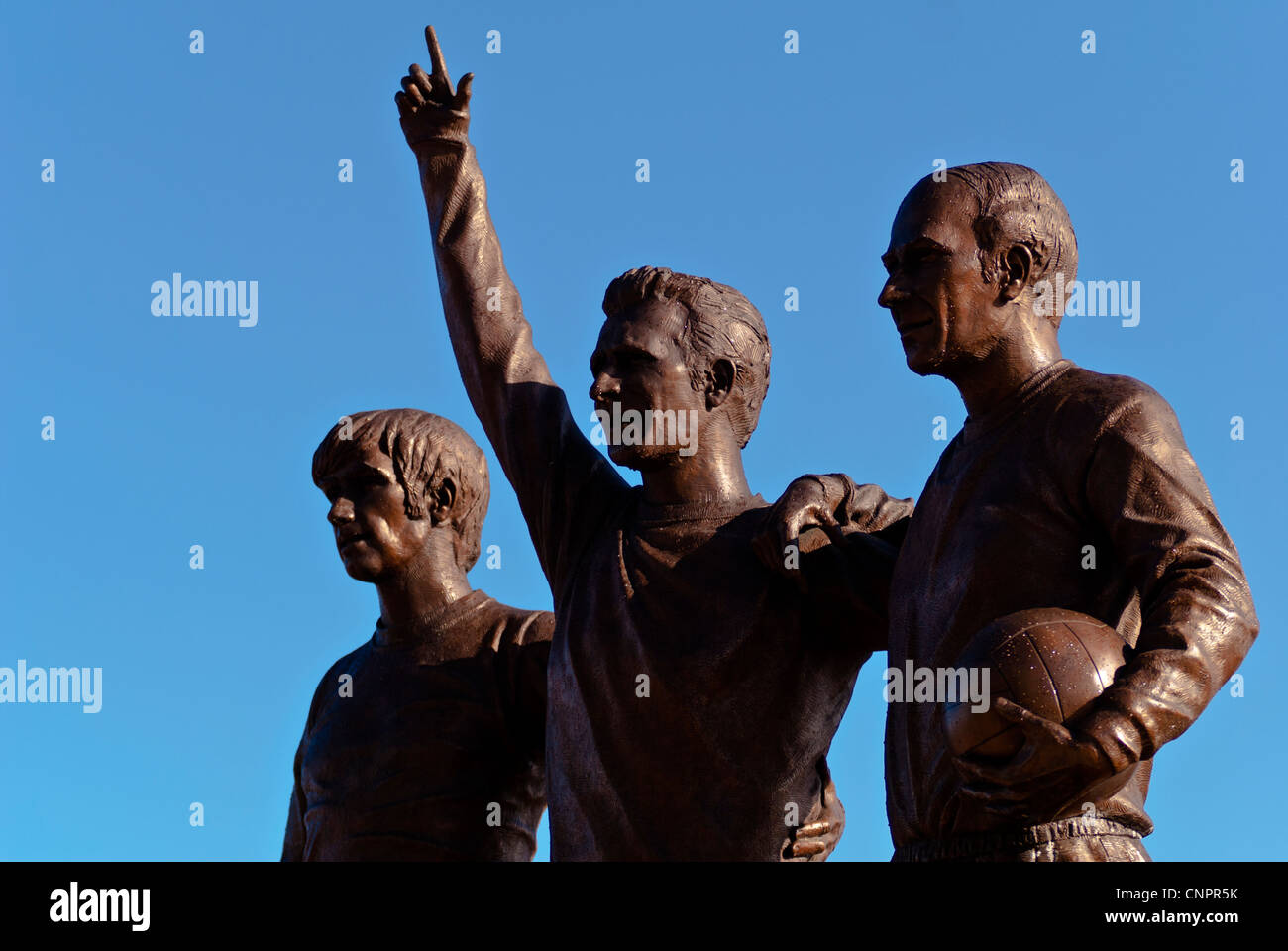 Il Regno Trinità al di fuori del Manchester United di migliori, diritto e Charlton, Manchester, Inghilterra, Regno Unito Foto Stock