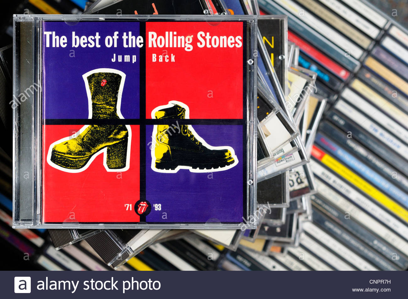 Rolling Stones Jump Back Album il meglio della musica impilate le custodie dei  CD, Inghilterra Foto stock - Alamy