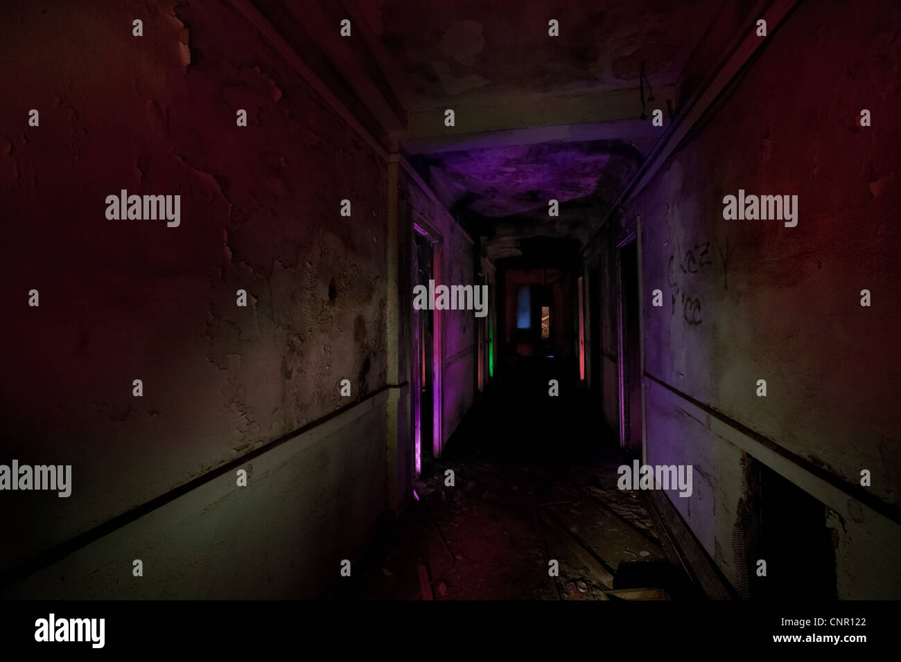 Abbandonato Haunted Hotel, Stanford Texas, in primo piano il fantasma cacciatori Foto Stock