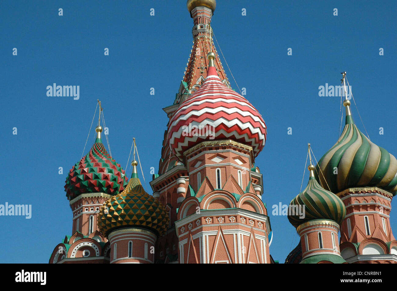 Moscou Cattedrale San Basile, la Cattedrale di San Basile beati, con le colorate bubles è sul posto Rouge a Mosca Foto Stock