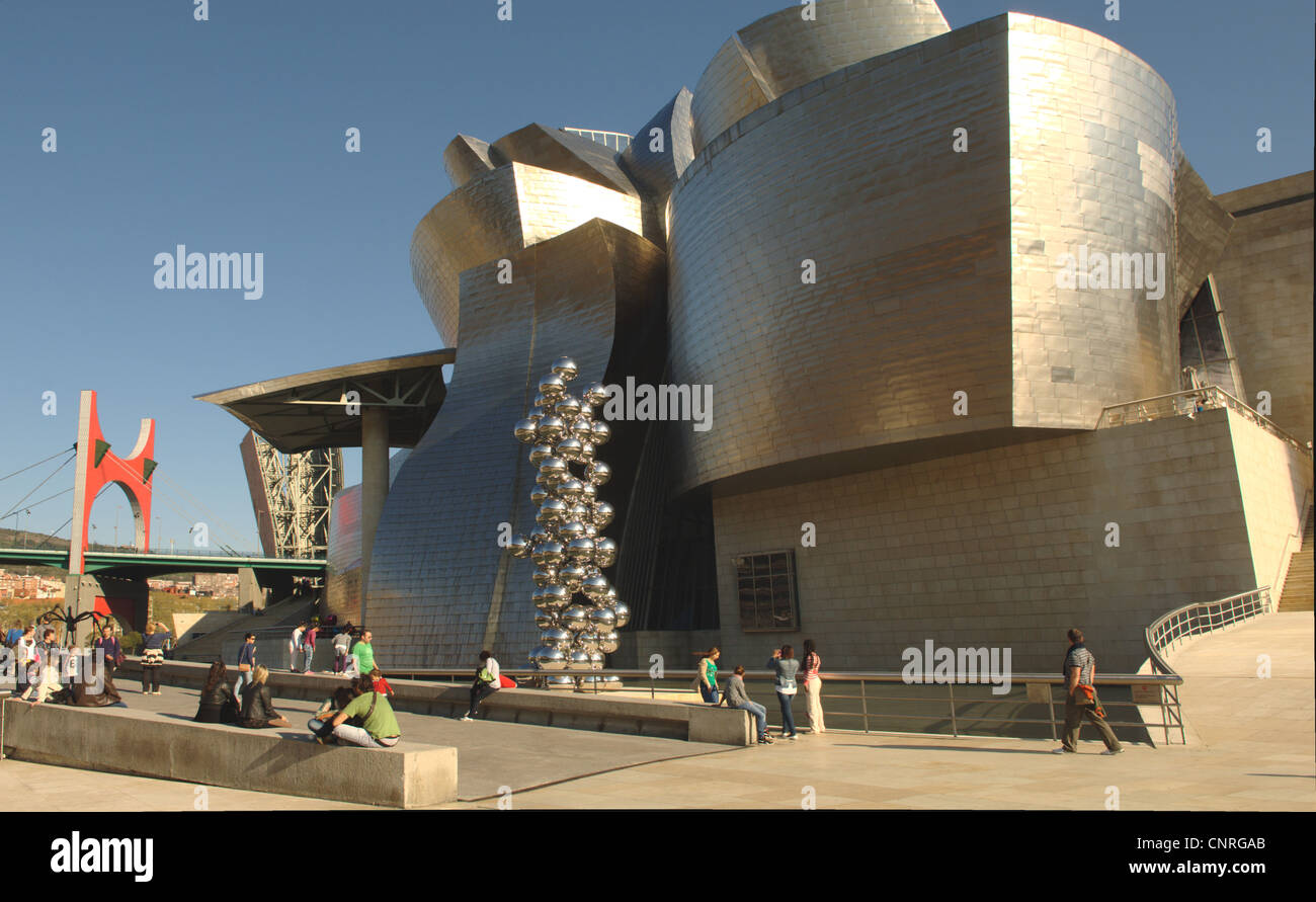 Una vista del Guggenheim di Bilbao, Spagna Foto Stock
