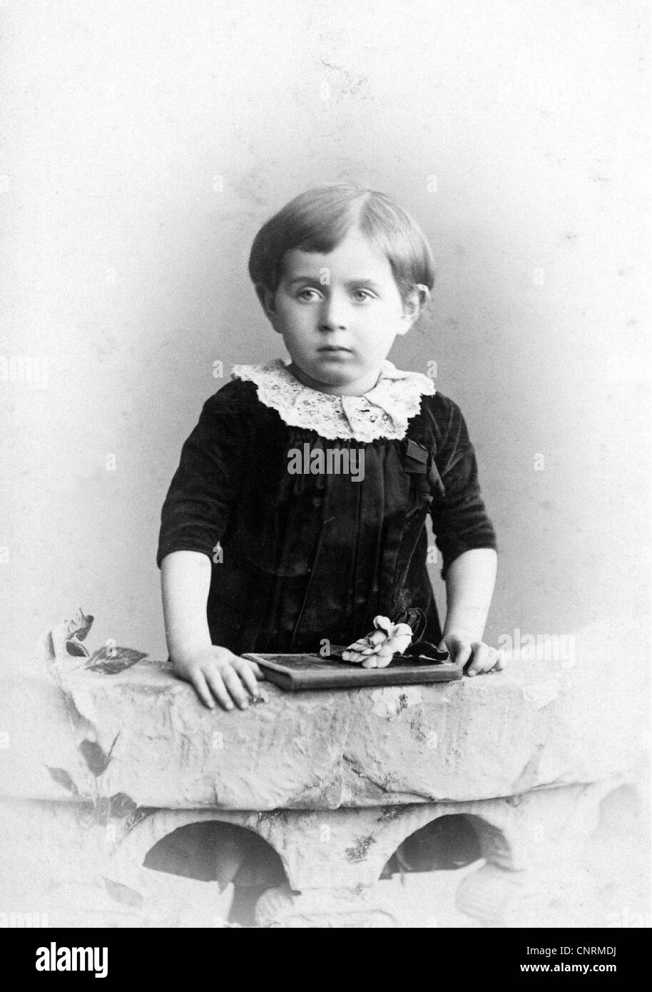 Persone, bambini, ragazzo, circa 1900, diritti aggiuntivi-clearences-non disponibile Foto Stock