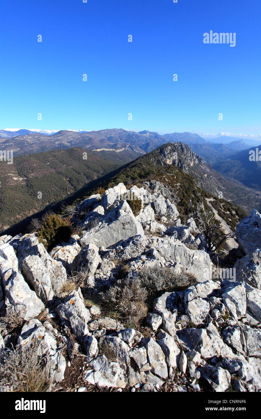 Il vertice di La caccia in Valle Esteron nella parte posteriore paese delle Alpi Marittime Foto Stock