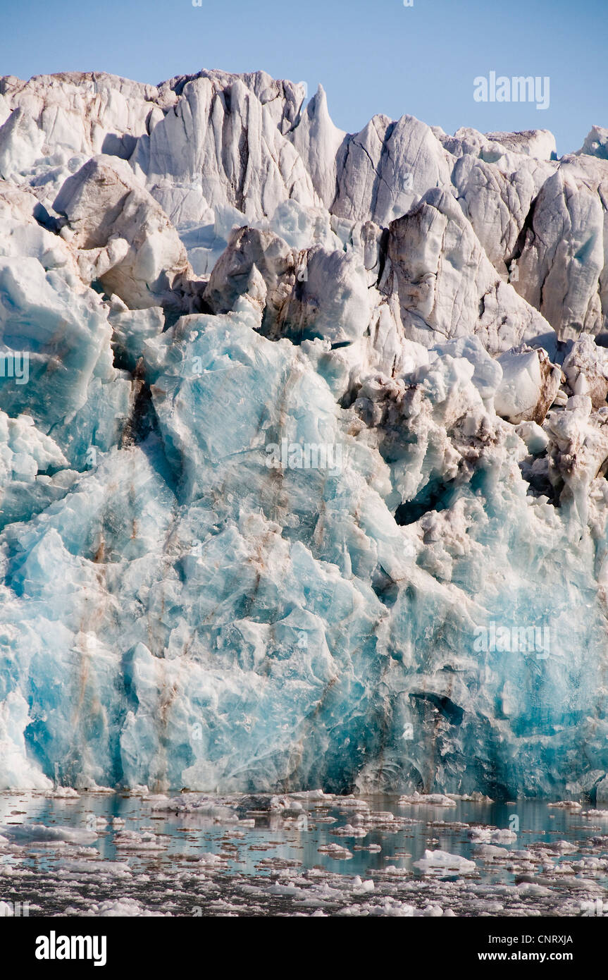 Dettaglio delle impressionanti re del ghiacciaio in King's fiordo, western Spitsbergen, Norvegia Isole Svalbard Svalbard e isole Foto Stock