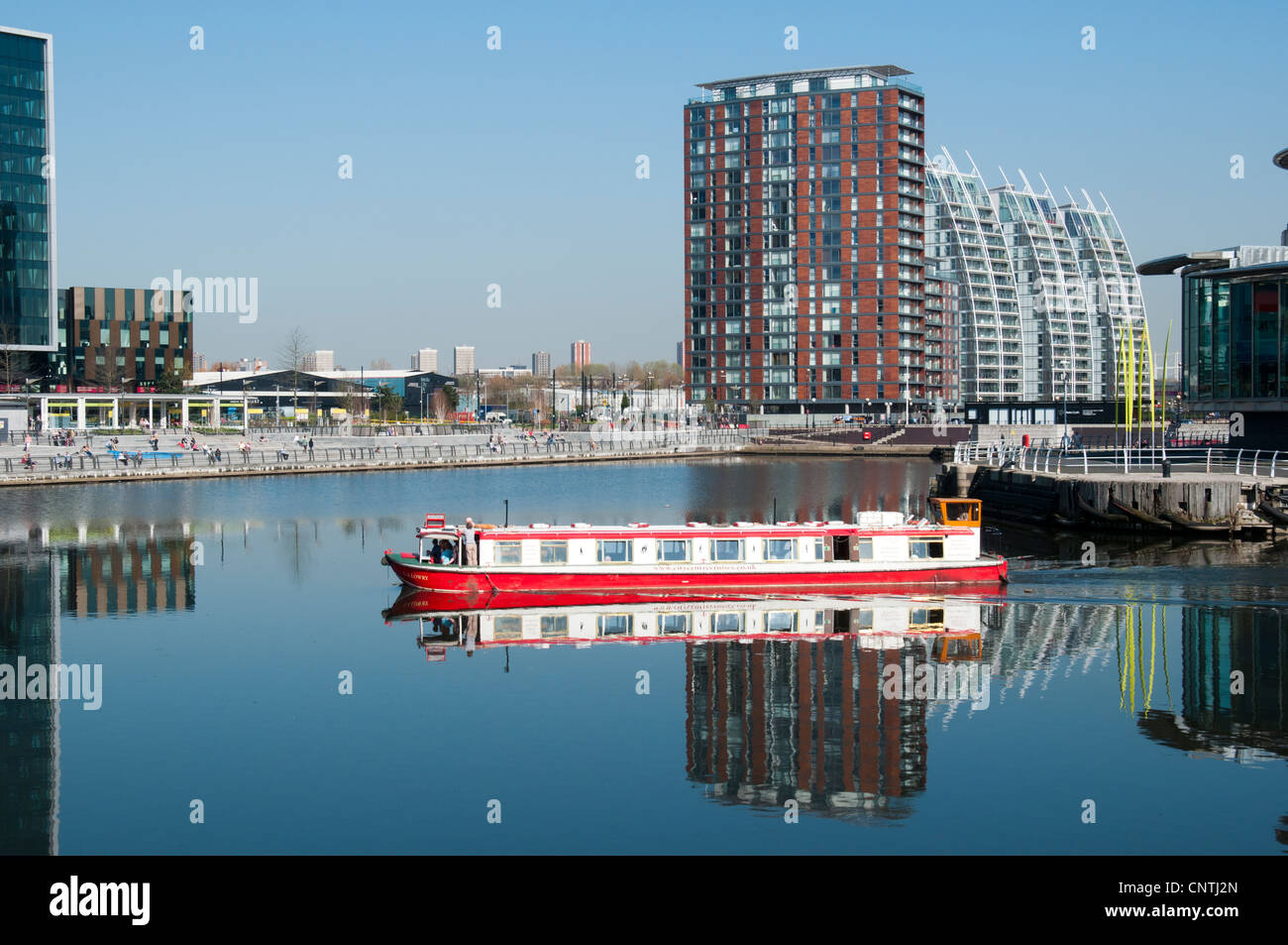 La L.S.Lowry tour in barca sul Manchester Ship Canal a Salford Quays, Manchester, Inghilterra, Regno Unito Foto Stock