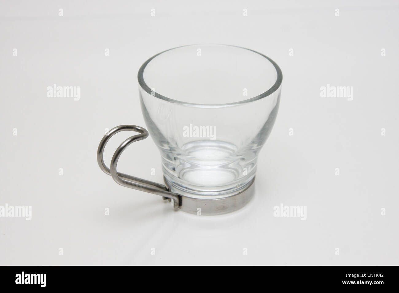 Cappuccino coppa di vetro vuoto Foto Stock