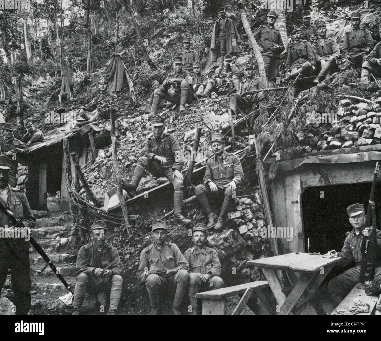 Battaglia di Caporetto soldati austriaci nelle loro posizioni