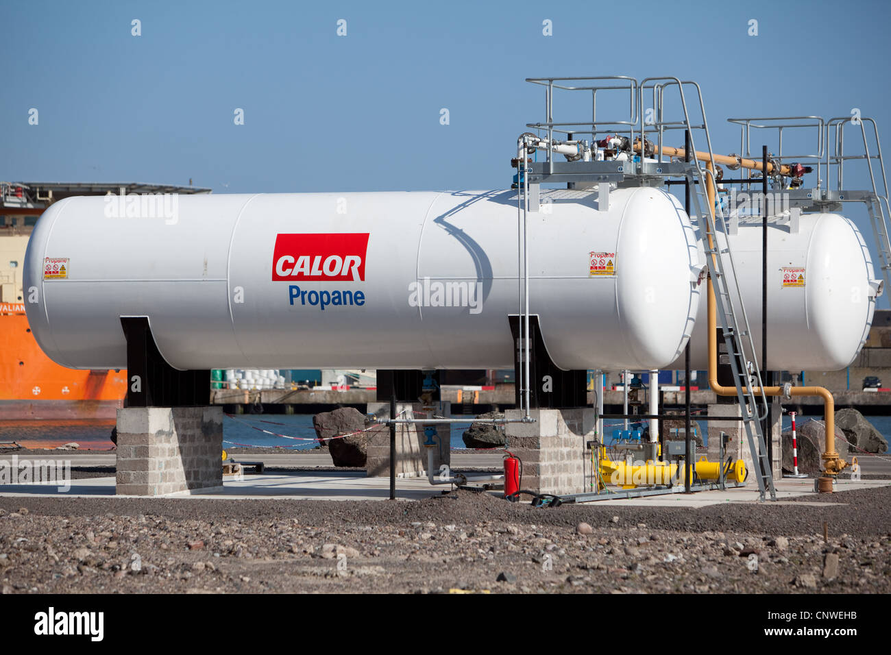 Calor gas propano installazione porta Montrose Regno Unito Foto Stock