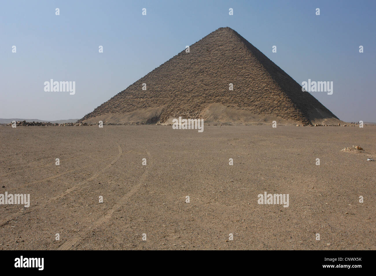 La Piramide Rossa del faraone Snofru a Dahshur, Egitto. Foto Stock
