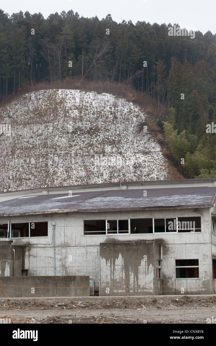 74 Bambini & dieci insegnanti hanno perso la vita a causa del maremoto che ha seguito il terremoto del 11marzo2011, a scuola Okawa, Giappone. Foto Stock