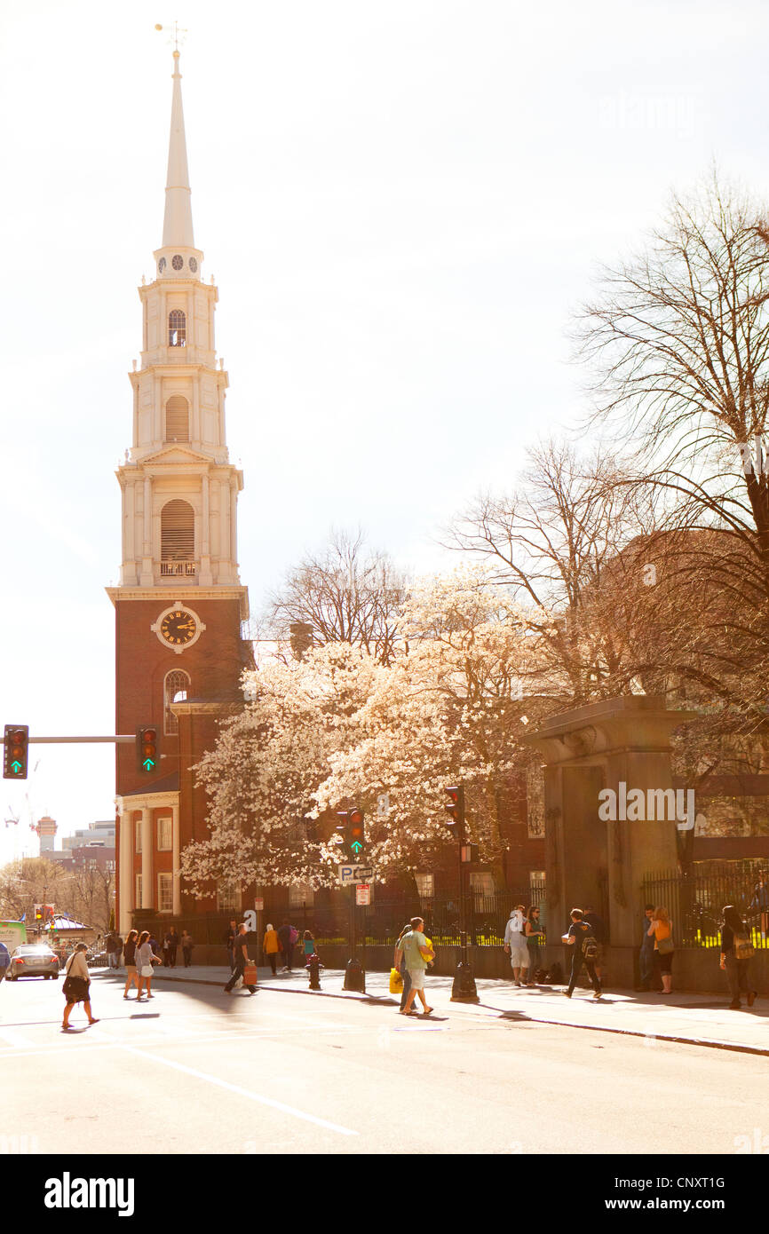 BOSTON MASSACHUSETTS di ciottoli STREET MA città scena urbana CITYSCAPES NEW ENGLAND STREET CITYSCAPE architettura dello skyline di Boston BOSTO Foto Stock