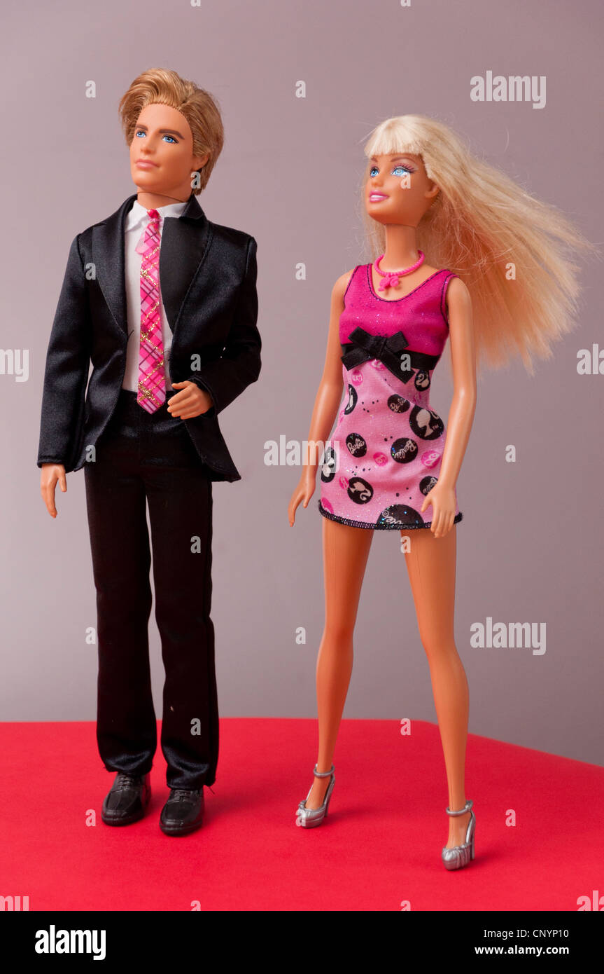Bambole Barbie. Ken e Barbie Foto stock - Alamy