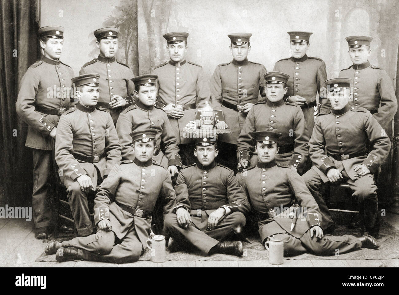 Militare, Germania, Baviera, soldato del 10° reggimento di fanteria, foto di gruppo, scheda originale del gabinetto, 1894, diritti aggiuntivi-clearences-non disponibile Foto Stock