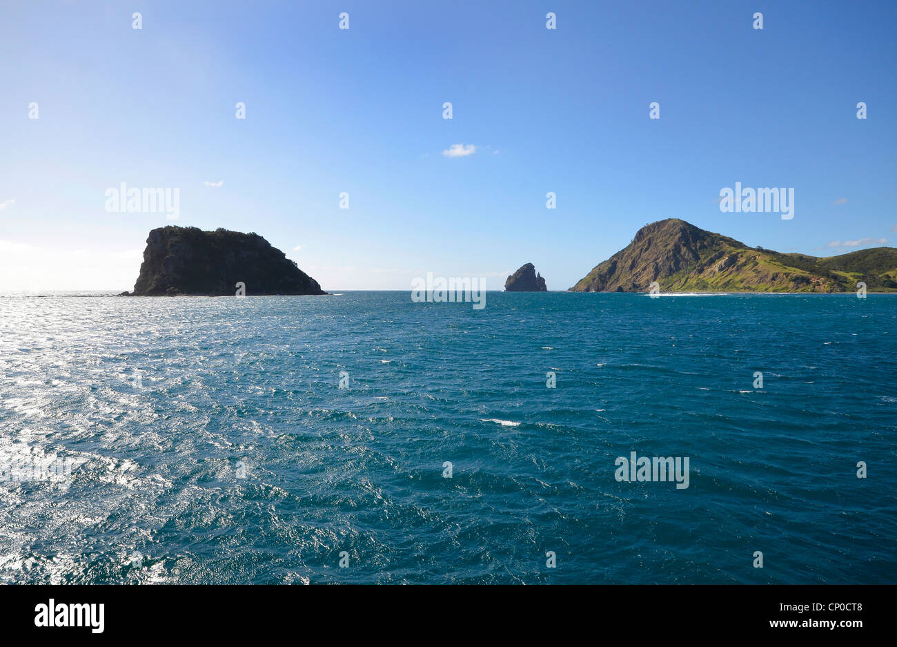 Piazza Isola Superiore e i Pinnacoli, Cape Colville, Penisola di Coromandel, Golfo di Hauraki in Nuova Zelanda. Foto Stock