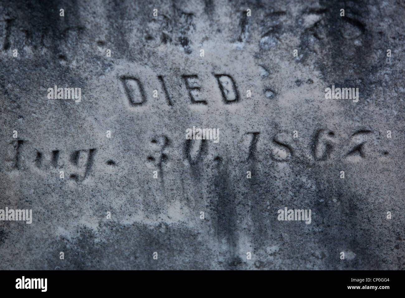 Headstone dettagli dalla prima storica Chiesa congregazionale cimitero in Bennington, Vermont, USA Foto Stock