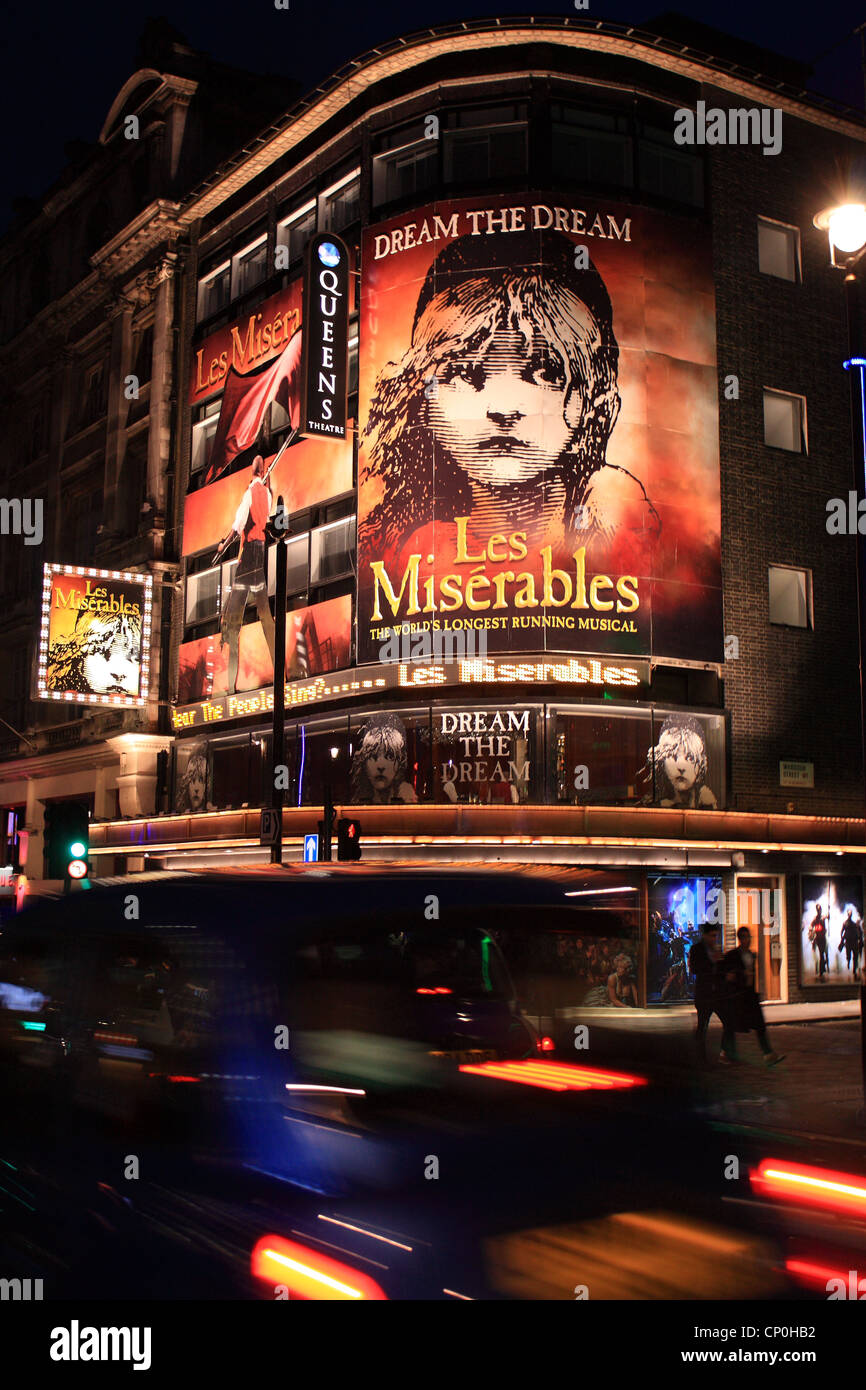 Facciata del Queens Theatre Foto Stock