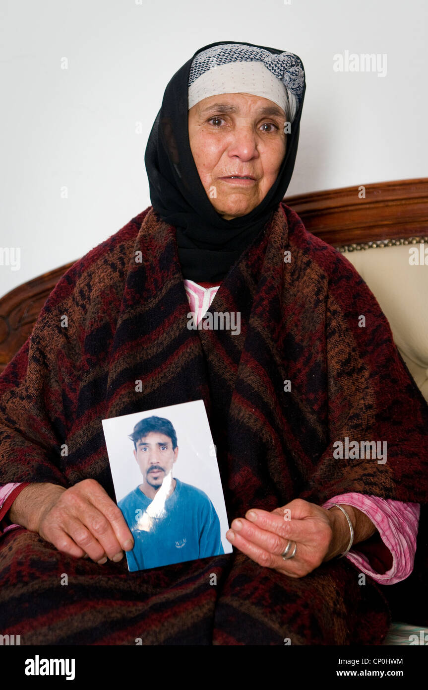 Donna tunisia immagini e fotografie stock ad alta risoluzione Alamy