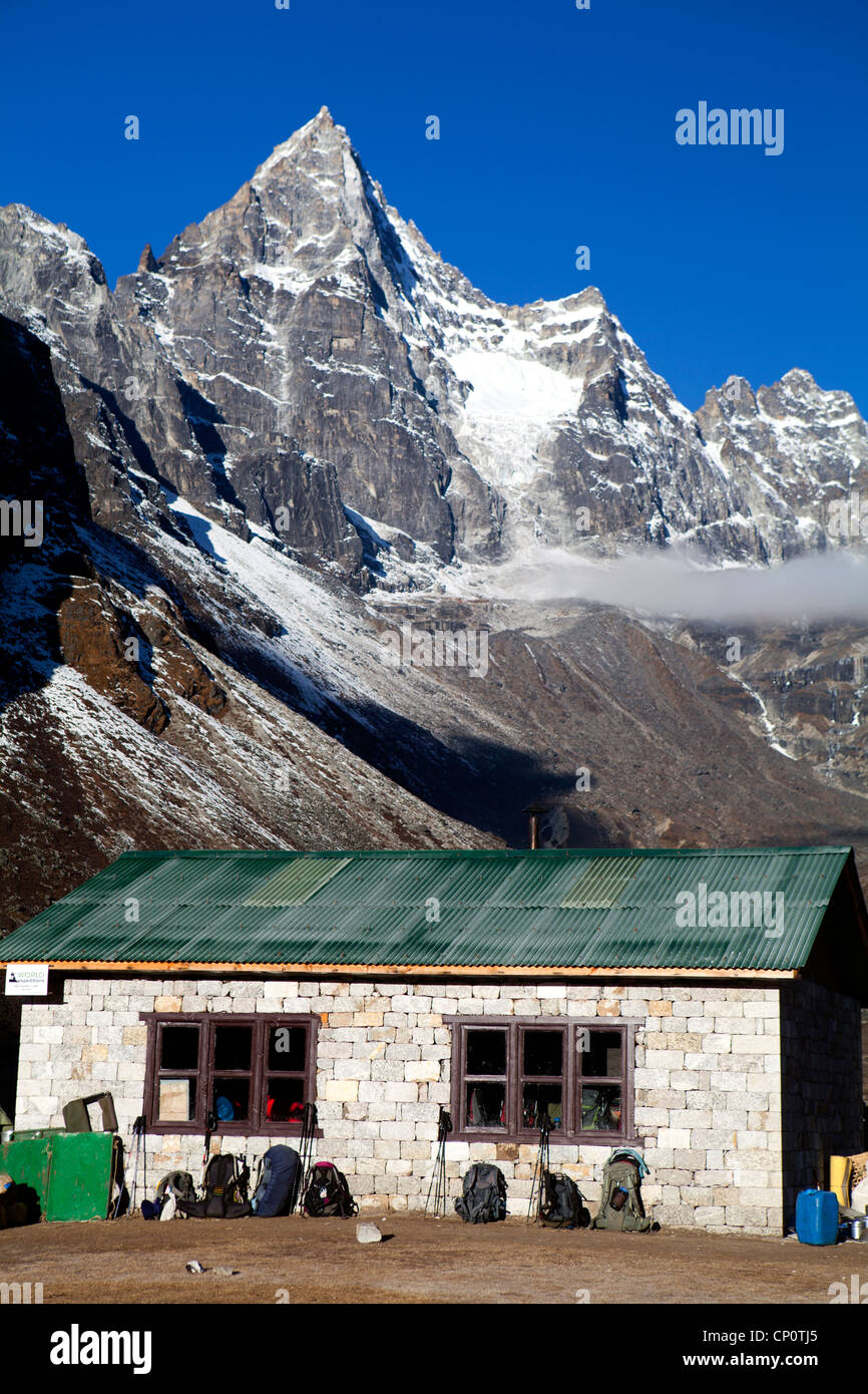 Trekking lodge nel villaggio di Machhermo, sul sentiero di Gokyo Ri Foto Stock