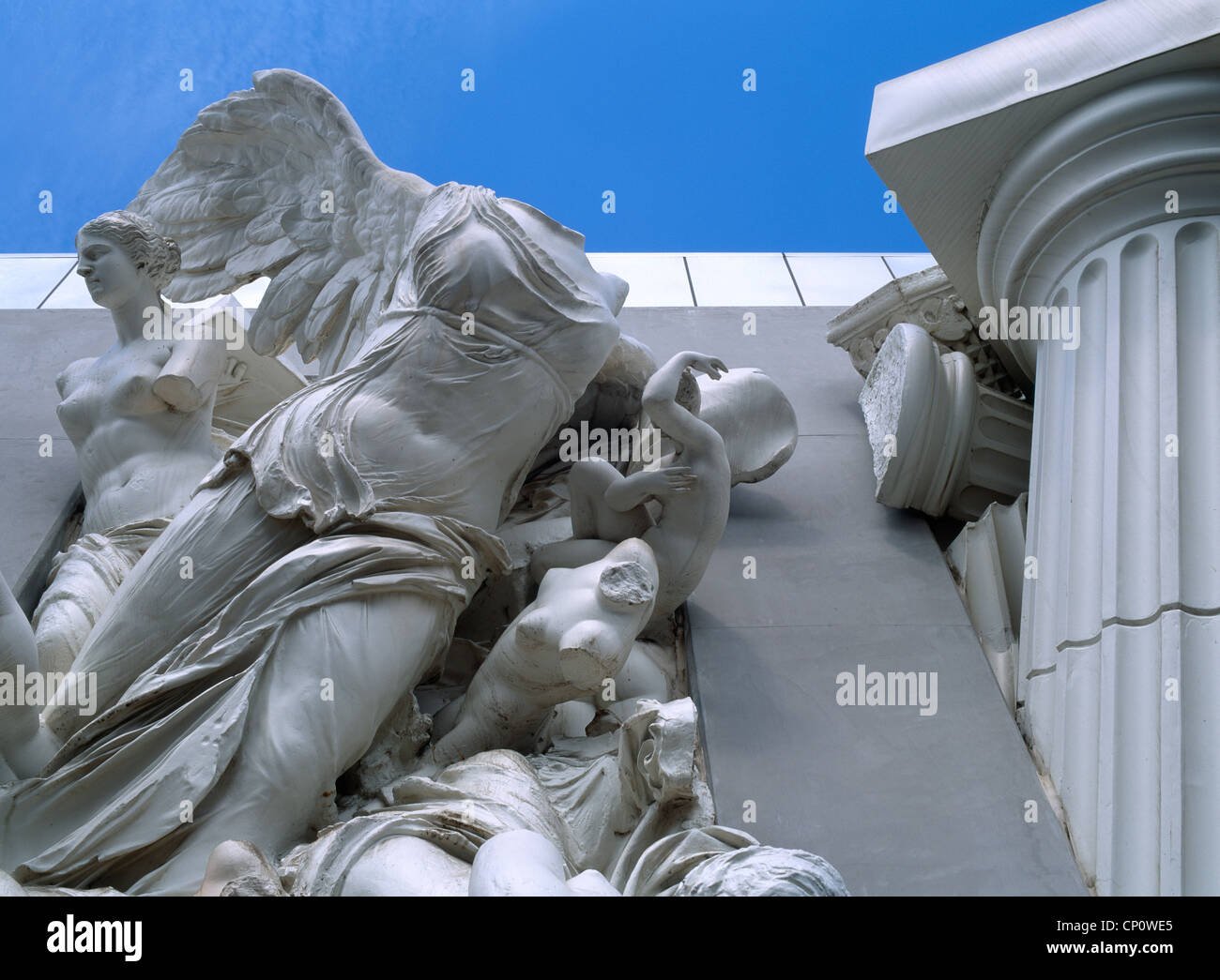 Sculture sulla parete esterna della Ian Potter Museo di Arte Melbourne Victoria Australia Foto Stock