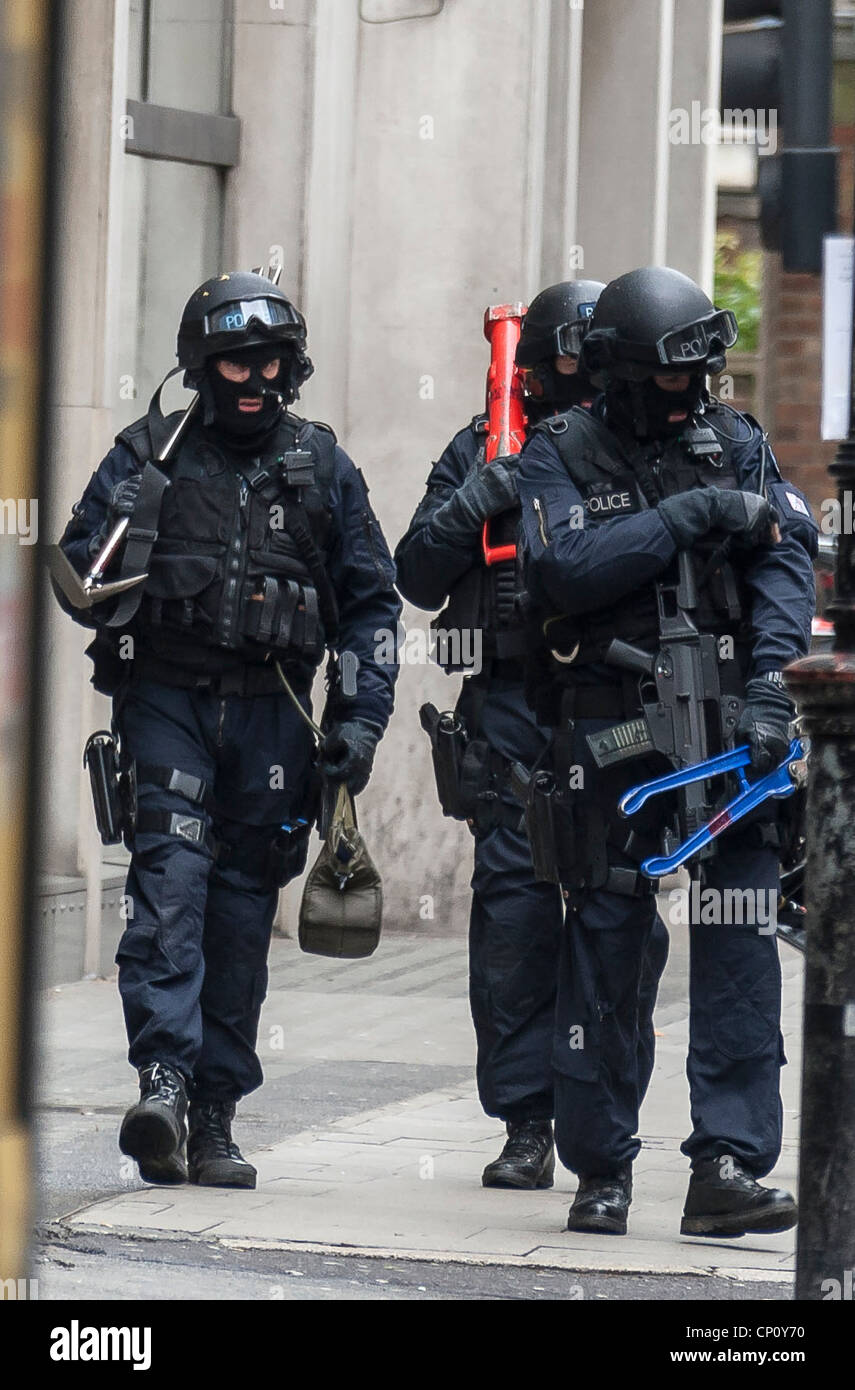 Uomo arrestato dopo Londra centrale assedio Foto Stock