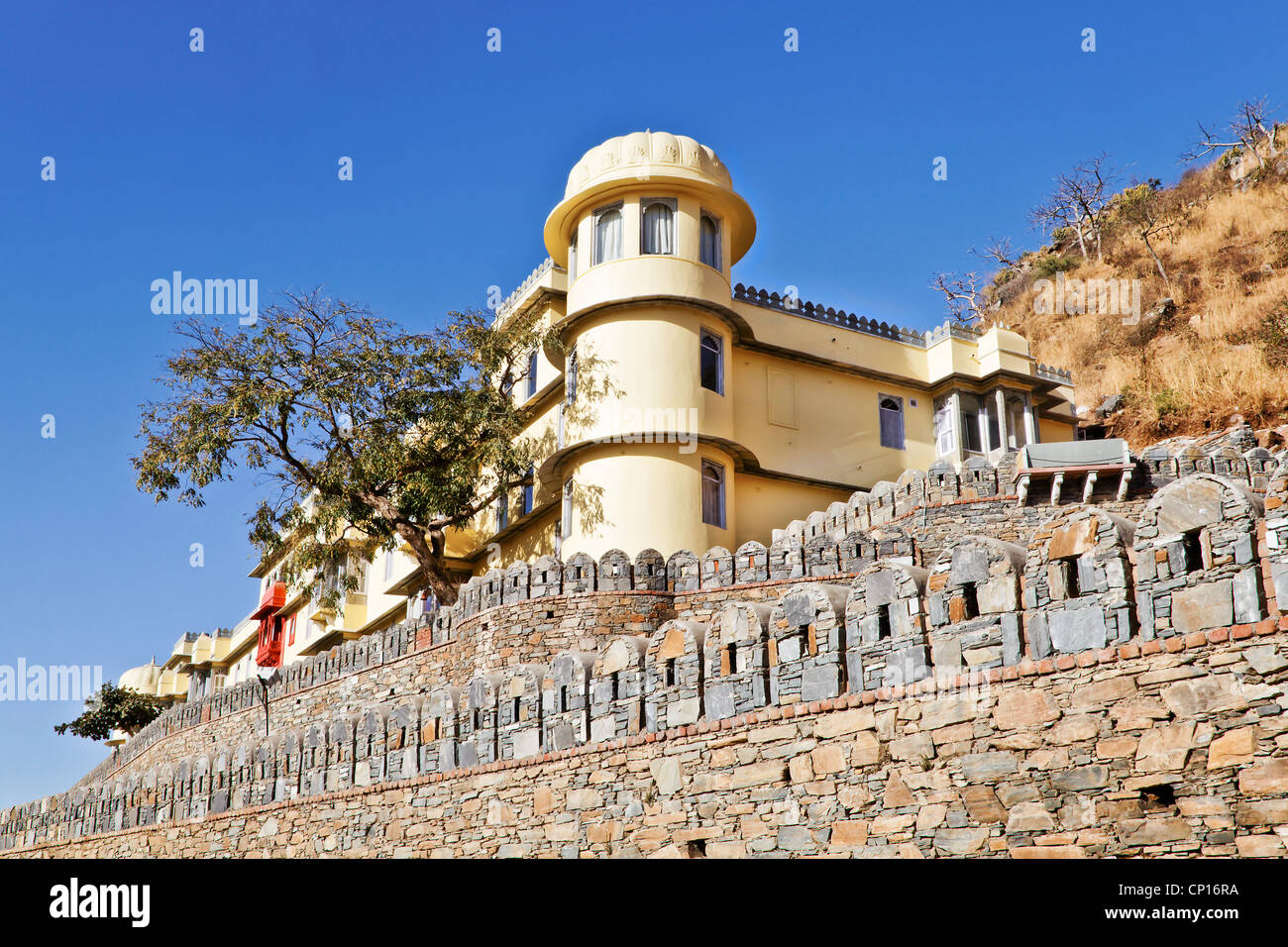 Rajasthan India architettura, Royal Kumbhalgarth Ville a Heritage hotel vicino al rinomato IX secolo forte al Kumbhalgarth Foto Stock