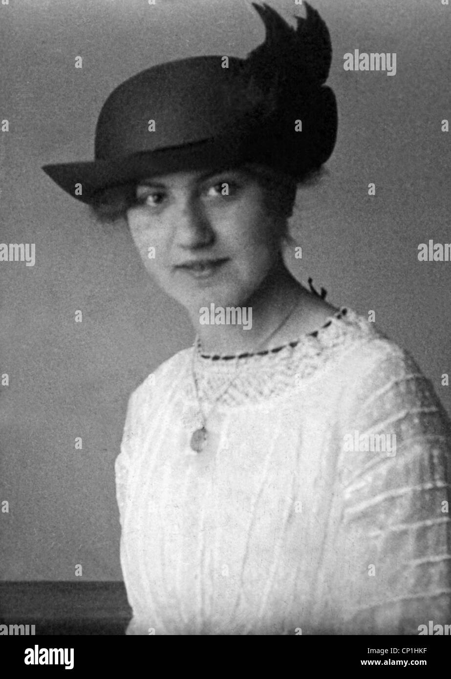 Persone, donne, ritratti, donna con cappello, Germania, 1913, diritti aggiuntivi-clearences-non disponibile Foto Stock