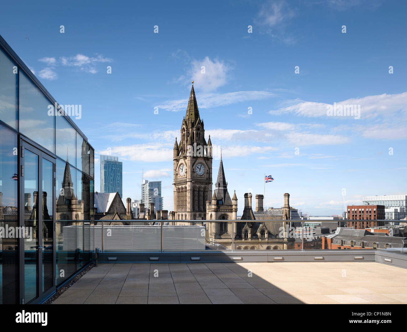 Ufficio terrazza e dello skyline della città di Manchester. Foto Stock
