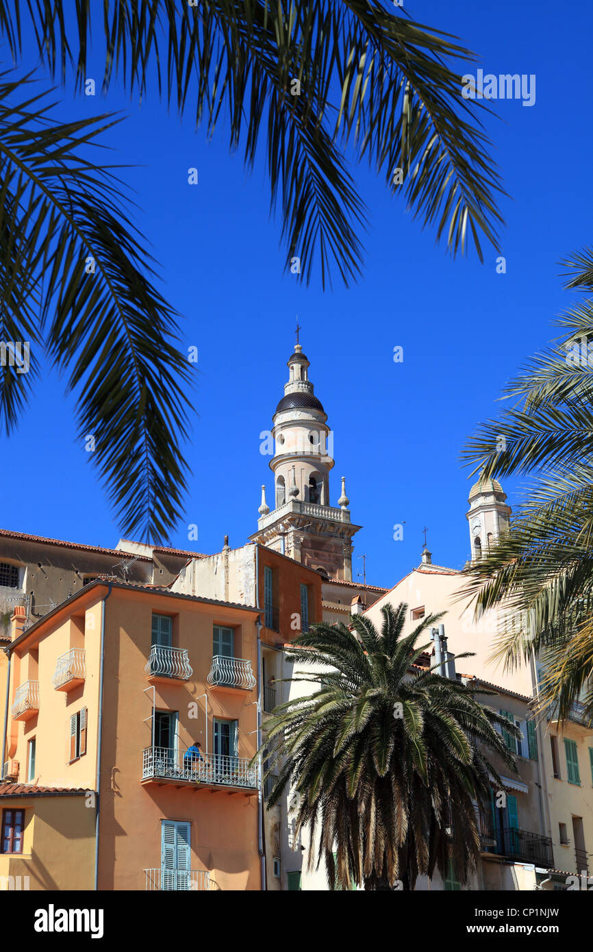 Panoramica della città costiera di Mentone sulla Costa Azzurra Foto Stock