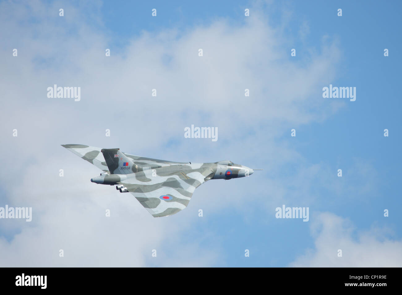 Avro Vulcan Bomber xh558 (aeromobili civili registrazione G-VLCN) Lo spirito della Gran Bretagna, volare a Windermere Air Show 2011 Foto Stock