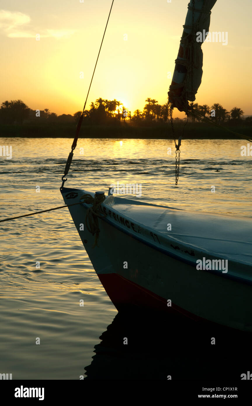 Tramonto sul Fiume Nilo Luxor Egitto. Foto Stock