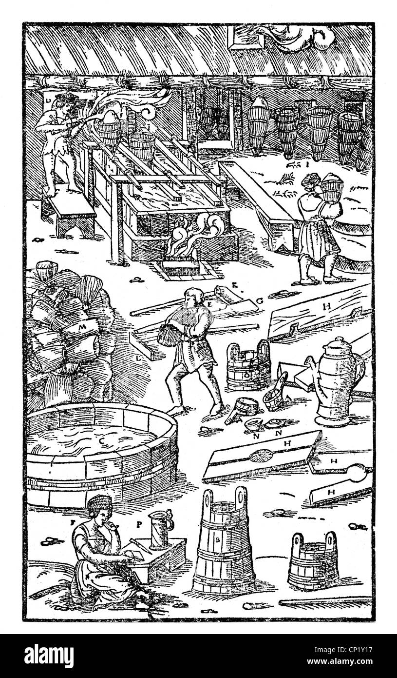 Industria, sale, raffineria di sale, taglio del legno, 'de re metallica libri XII' di Georgius agricola, Basilea, 1556, diritti aggiuntivi-clearences-non disponibili Foto Stock