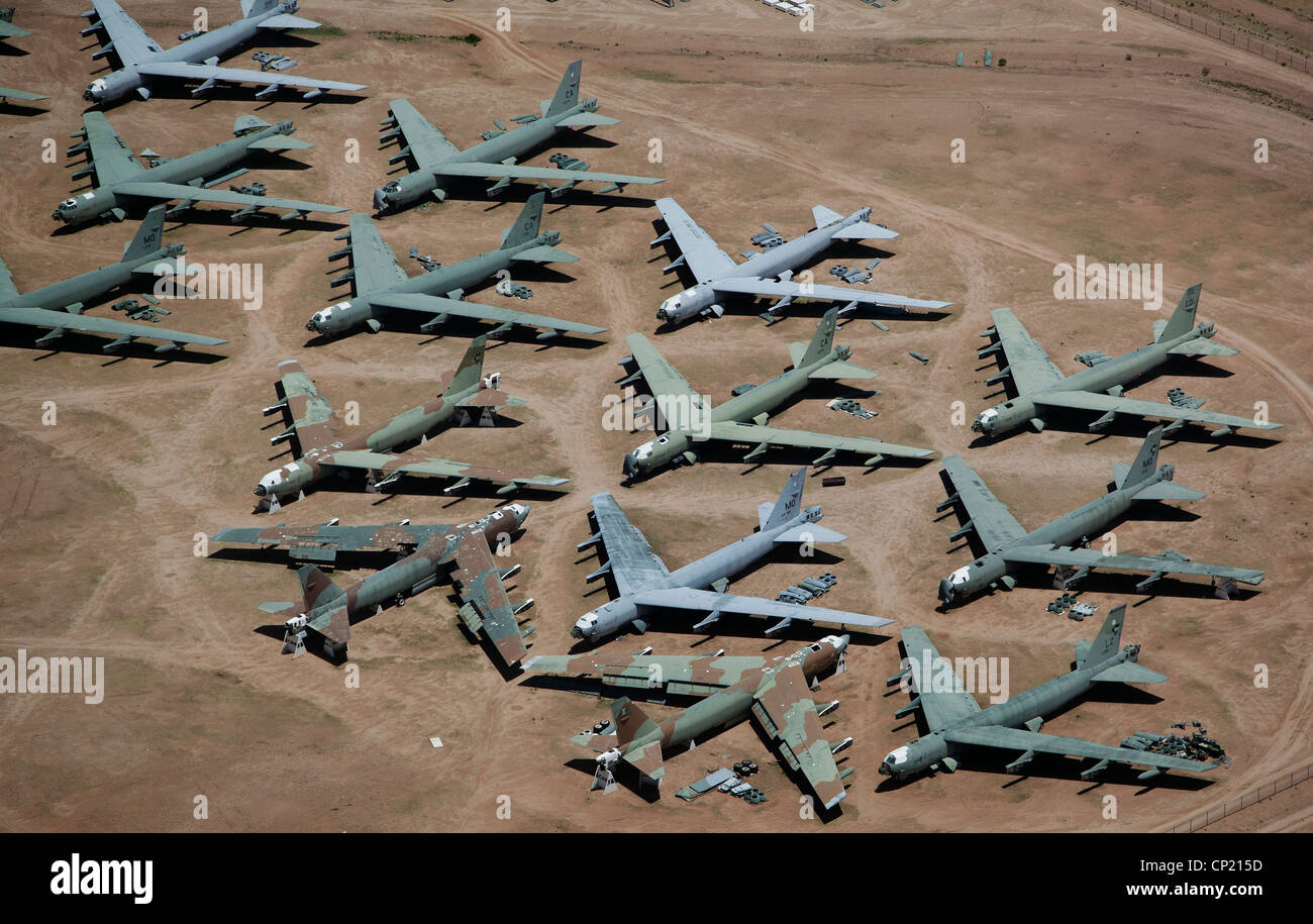 Vista aerea al di sopra di aerei militari cimitero Tucson in Arizona Davis Monthan Air Force Base Foto Stock