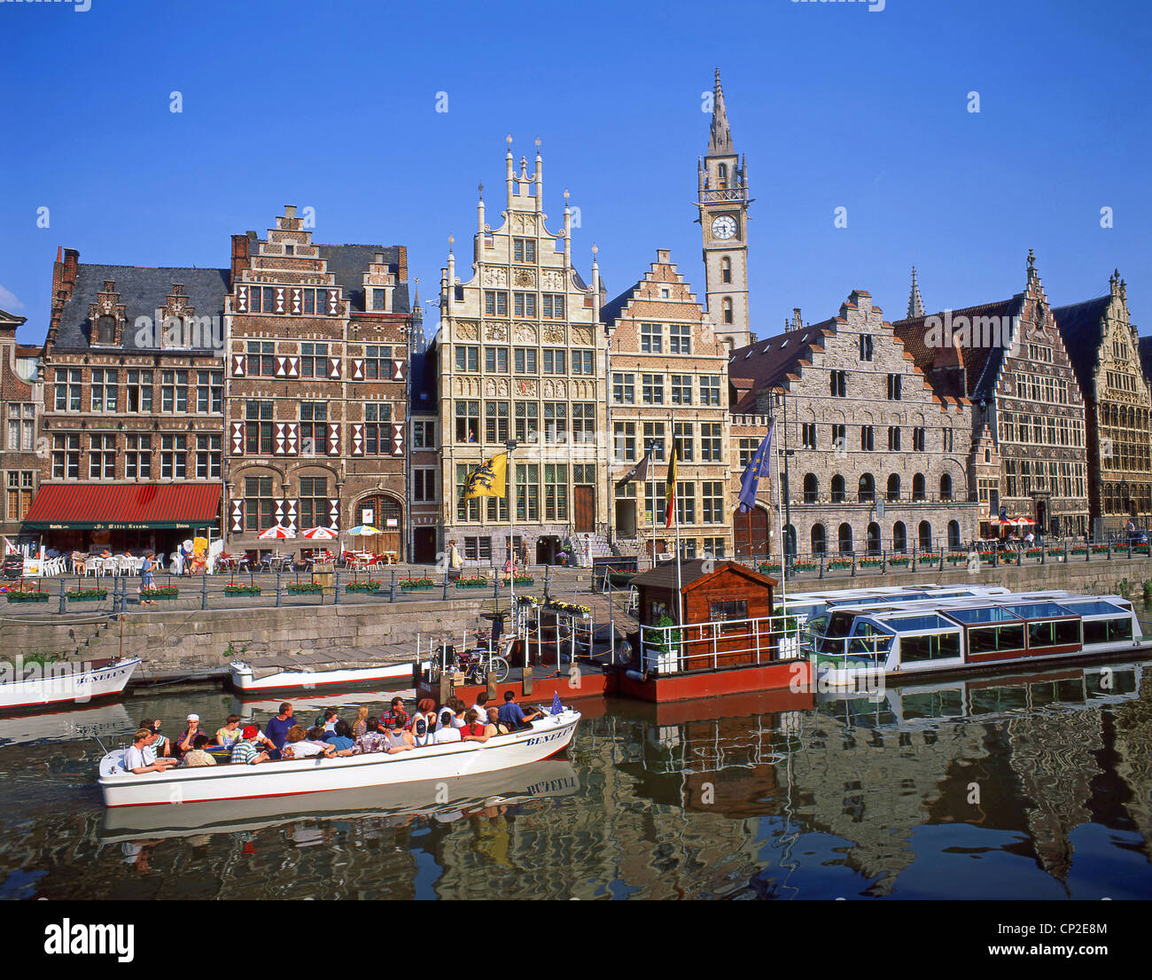 Canal Boat Quay, il Graslei, Gand (Gand), provincia delle Fiandre Orientali, Regno del Belgio Foto Stock