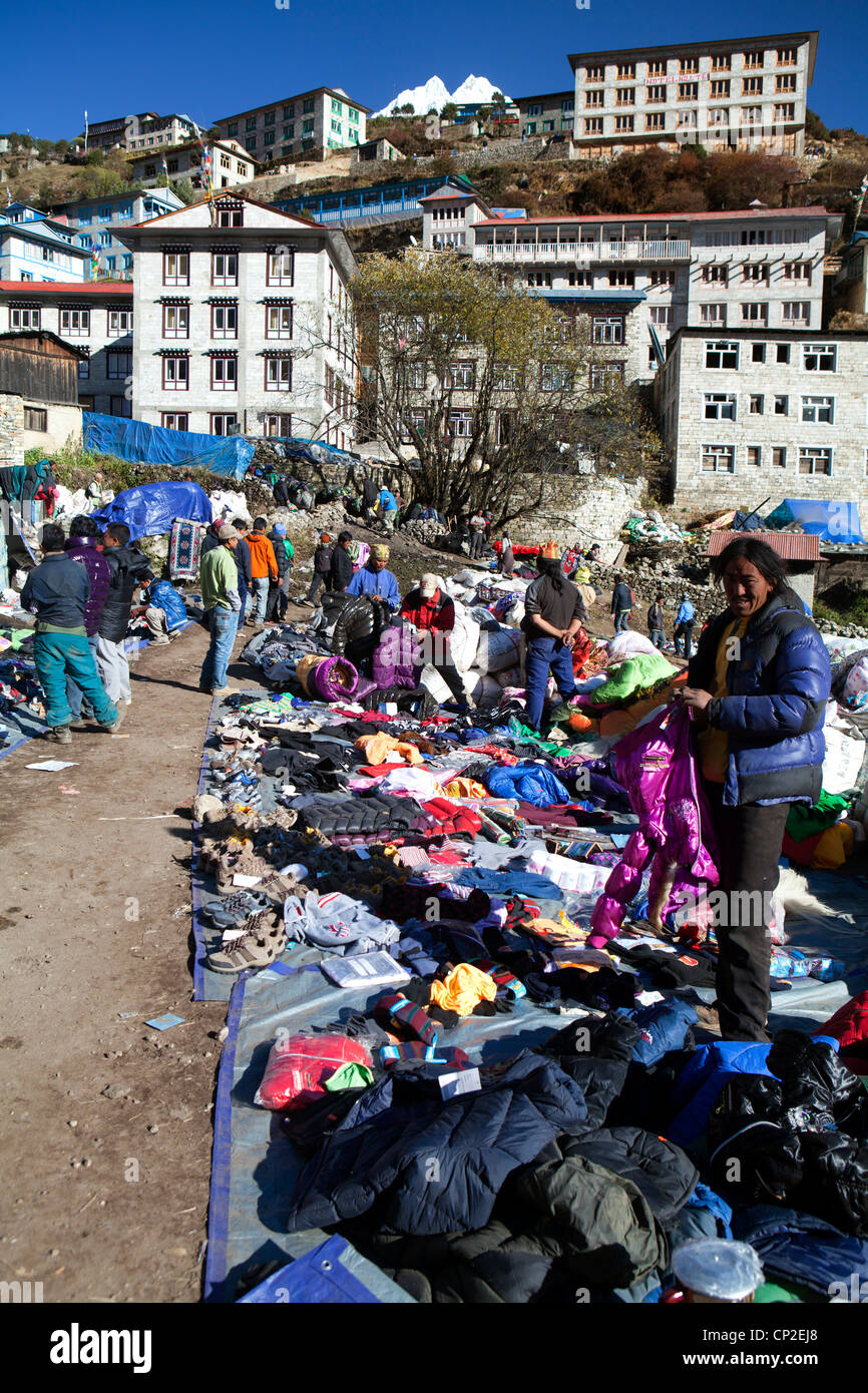 Il mercato tibetano a Namche Bazaar Foto Stock