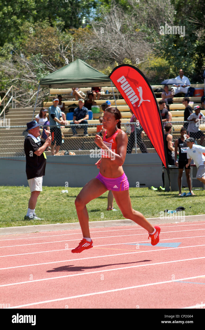 British via runner Tara Bird Mt Sac i relè 2012, Noce, CALIFORNIA, STATI UNITI D'AMERICA Foto Stock