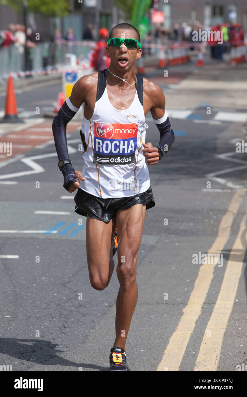 Elite e guide professionali alla maratona di Londra Foto Stock