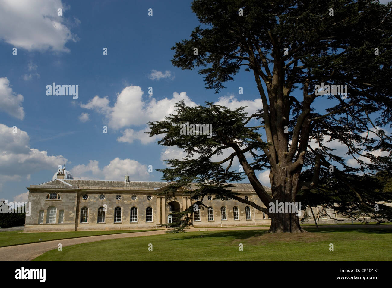 Regno Unito Inghilterra Bedfordshire Woburn. Woburn Abbey in stile palladiano, in gran parte ricostruito dall'architetto Henry Flitcroft in Foto Stock