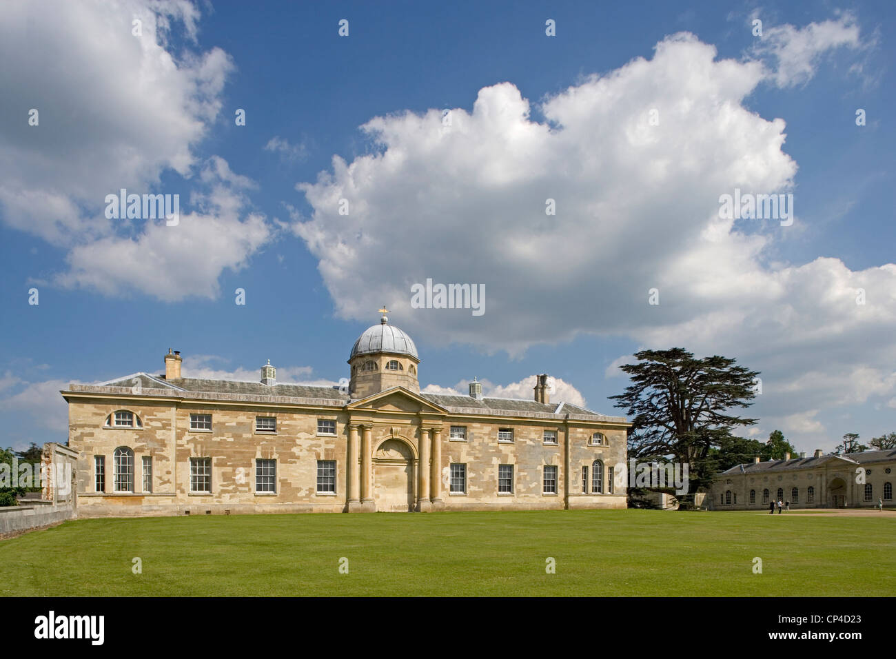 Regno Unito Inghilterra Bedfordshire Woburn. Woburn Abbey in stile palladiano, in gran parte ricostruito dall'architetto Henry Flitcroft in Foto Stock