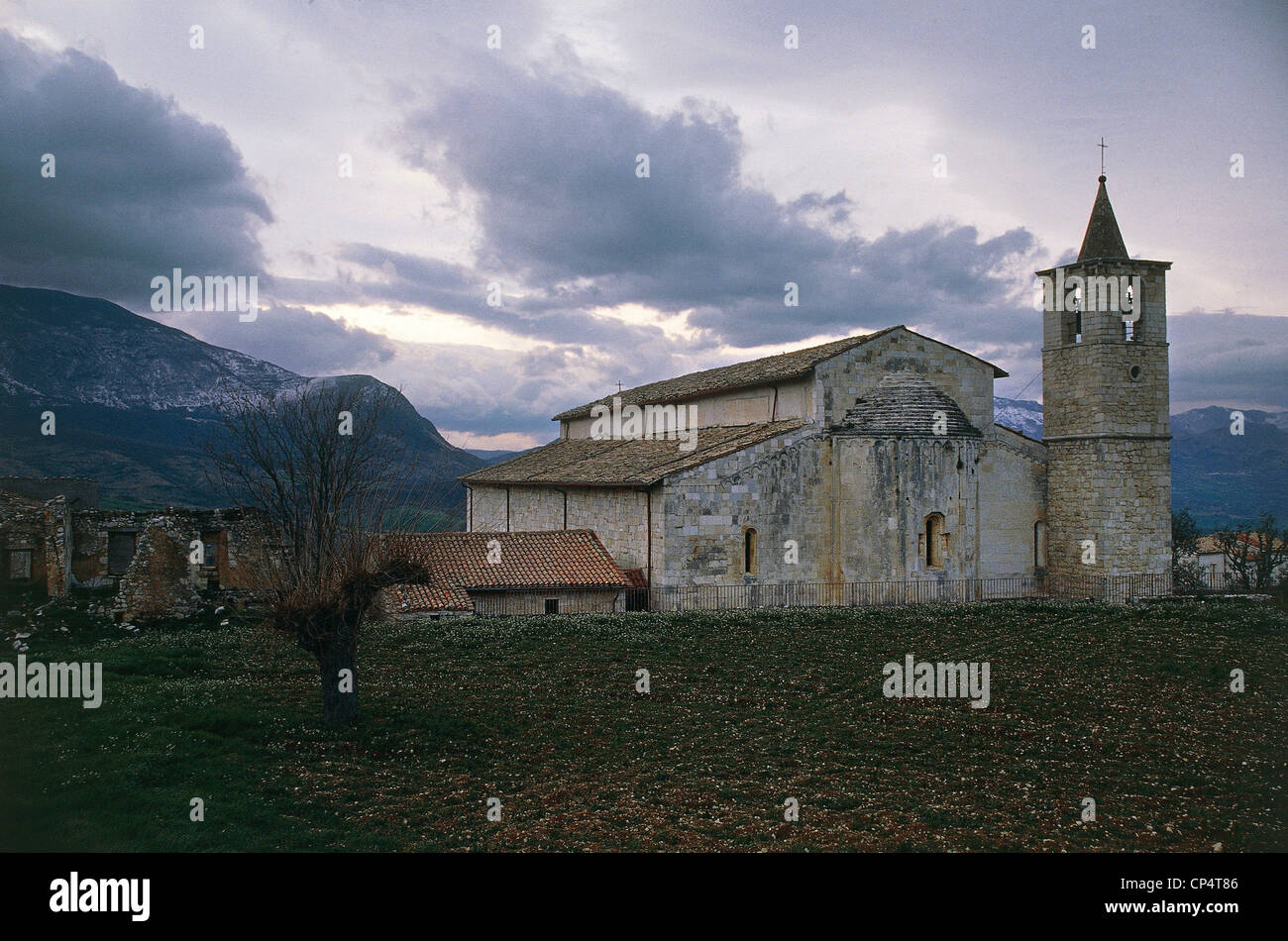 Abruzzo - CARAMANICO TERME (PE) - Chiesa di San Tommaso. Foto Stock