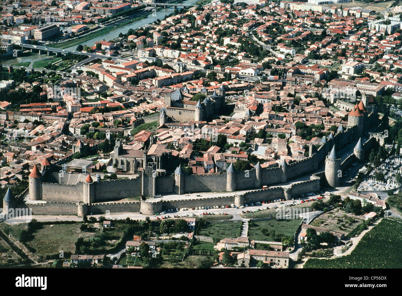 Francia, Aude, Carcassonne. LA CITE '- vista aerea Foto Stock