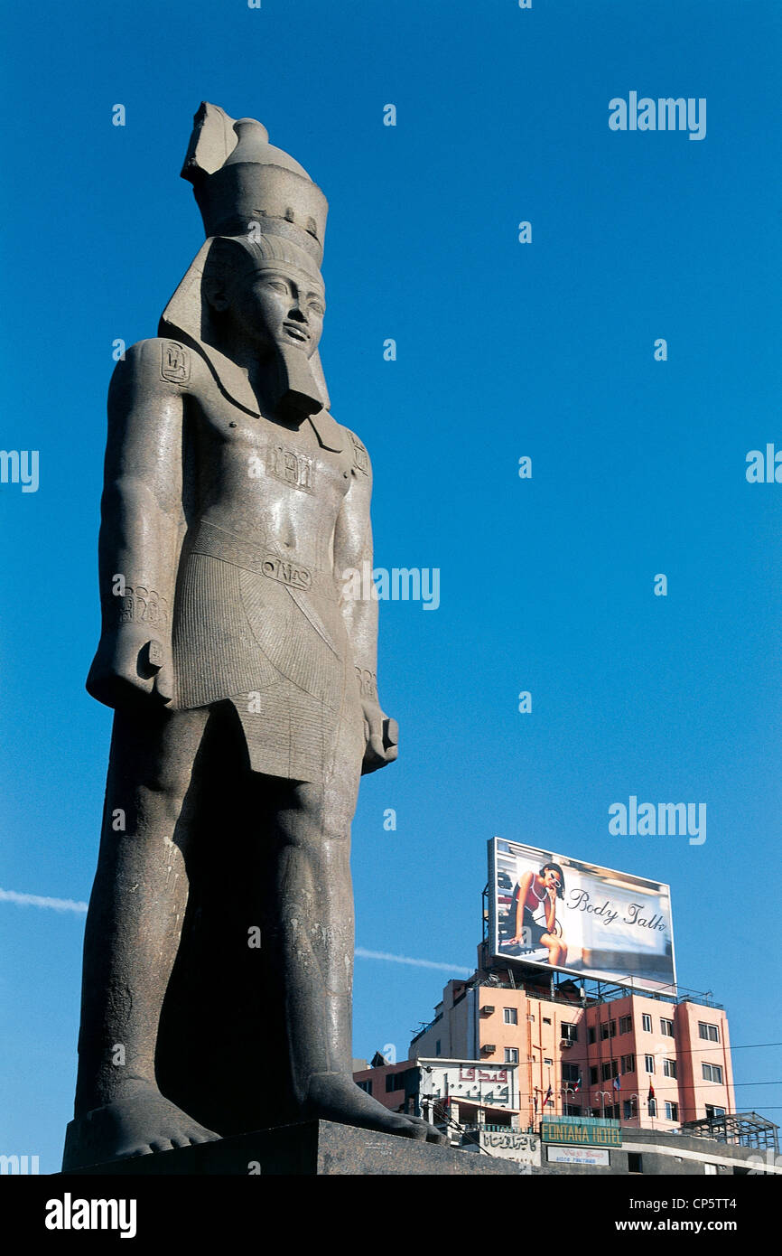 Egitto - Cairo - Ramses Square, la colossale statua di Ramses II. Foto Stock
