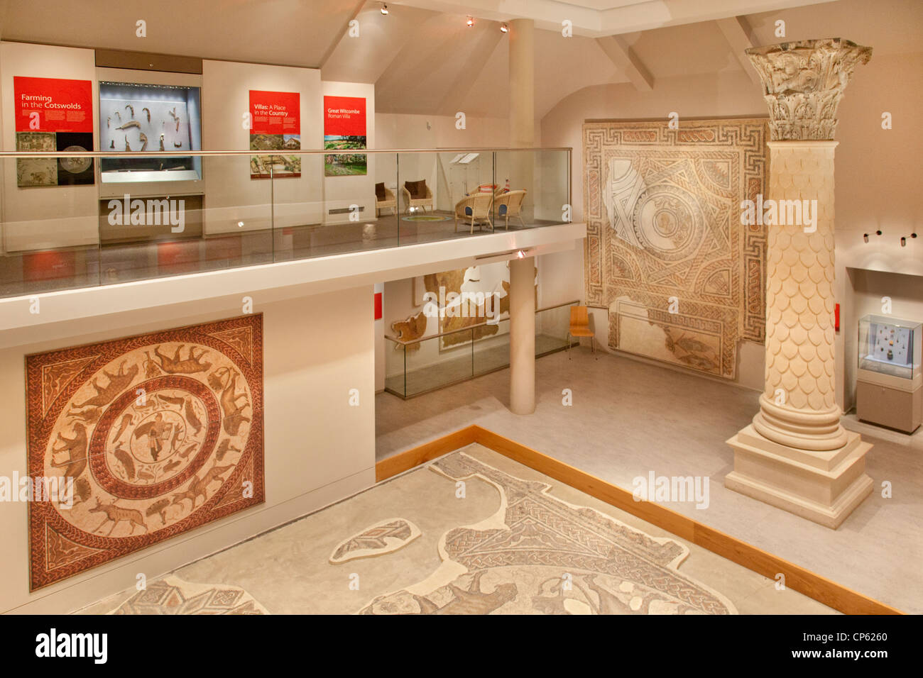 All'interno il romano Corinium Museum a Cirencester,Inghilterra Foto Stock