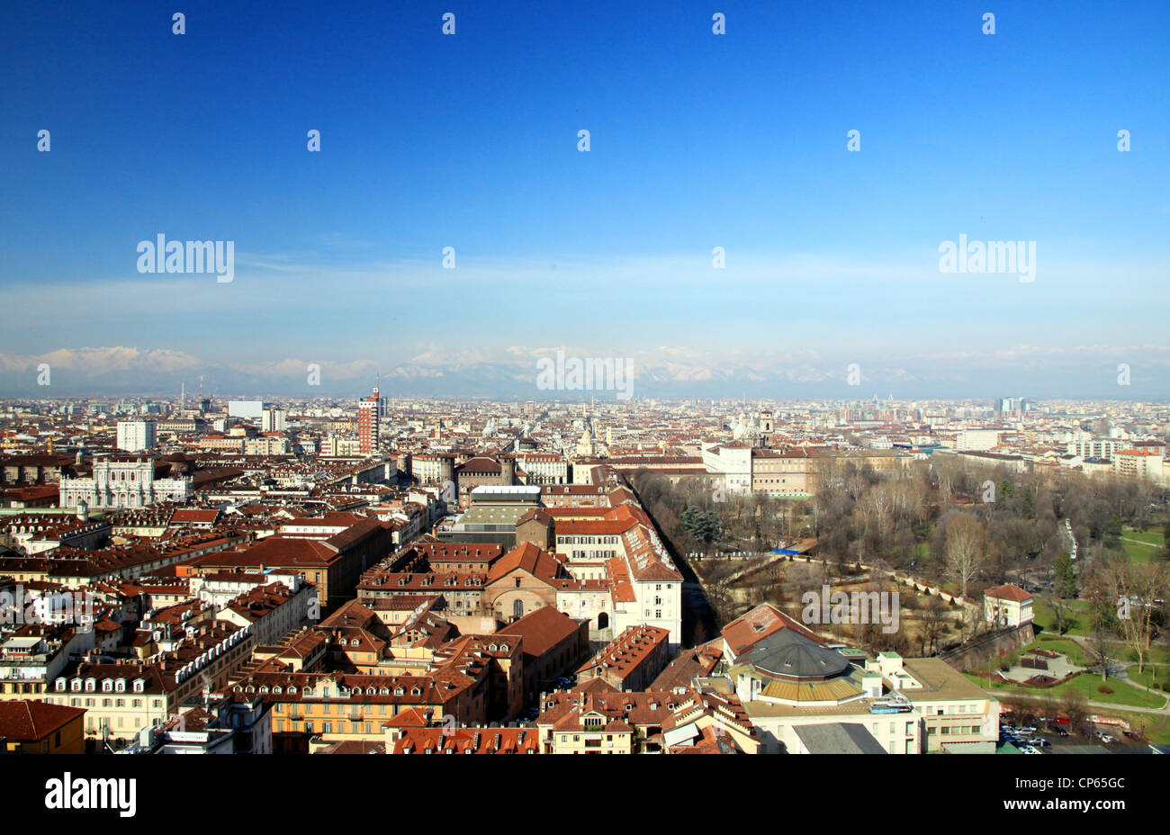 Una vista di Torino, Italia, dalla Mole Antonelliana Foto Stock
