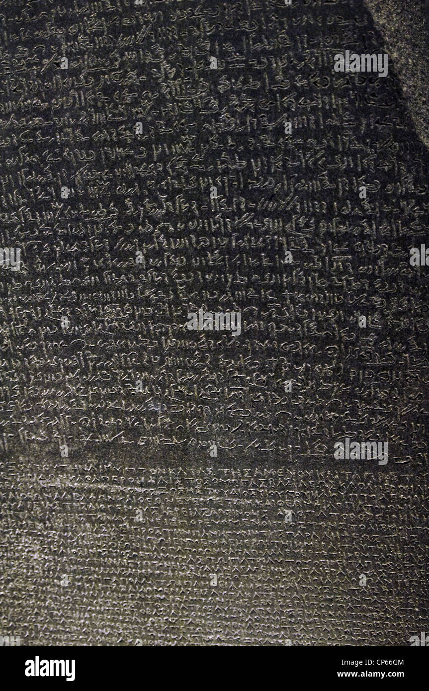 La Rosetta Stone. Epoca tolemaica. 196 BC. Demotic e scritture greche. Dettaglio. Foto Stock