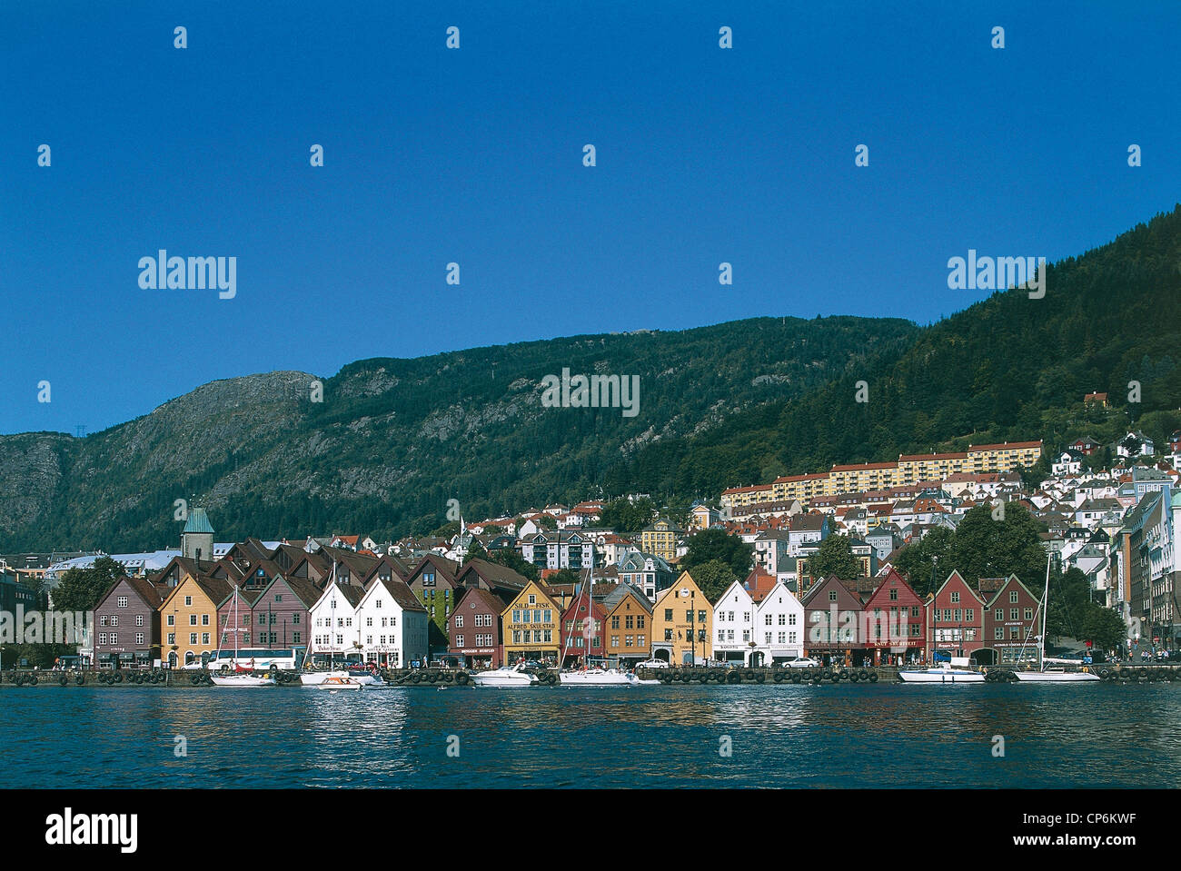 Norvegia - Bergen - Bryggen Hanseatic trimestre (Patrimonio Mondiale UNESCO 1979), Lungomare dei Tedeschi (Tyskebryggen) Foto Stock